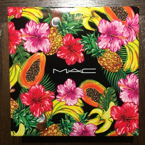 MAC Cosmetics Other - NEW MAC Fruity Juicy Studio Sculpt Bronzing Powder